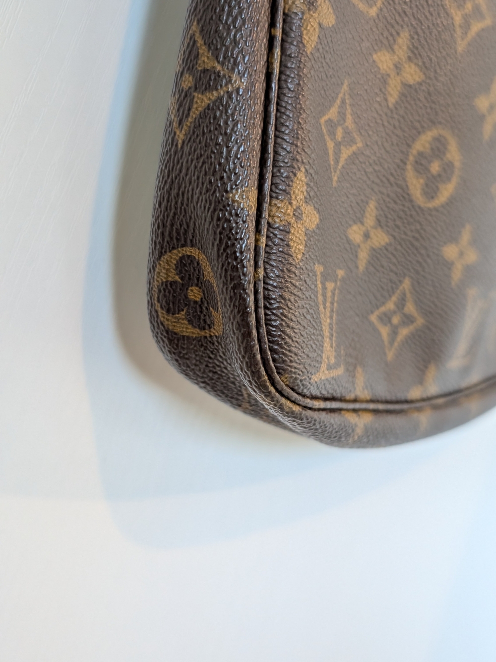 Louis Vuitton Vintage Brown Monogram Pochette - Picture 2 of 9